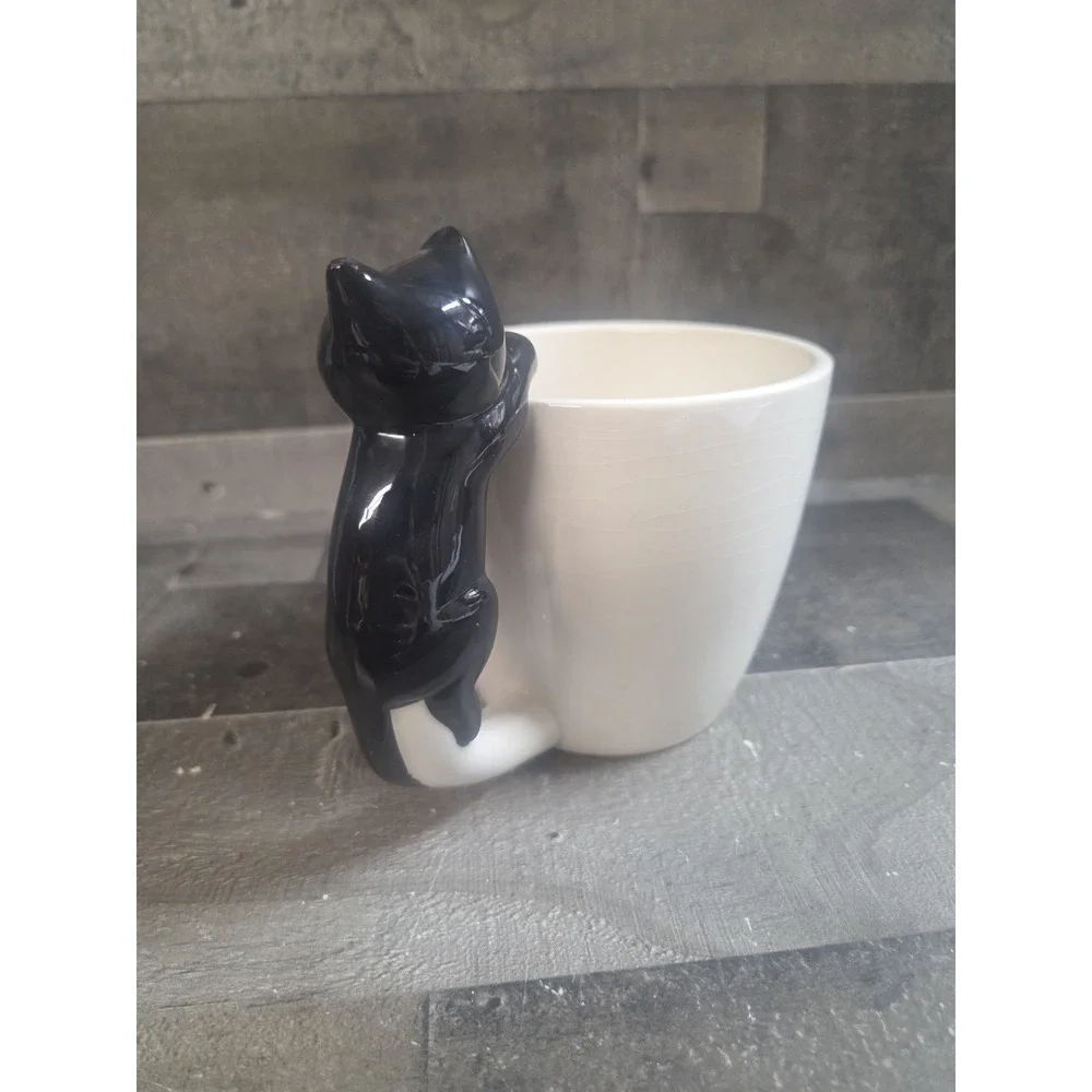 Boston Warehouse Black Cat Mug 'Hang In There' 5"H - Picture 5 of 8